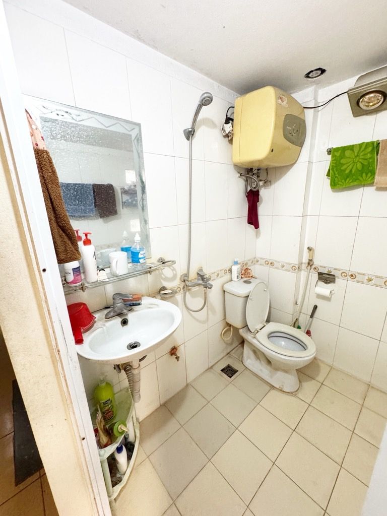 Bán nhà Chùa Quỳnh - diện tích 16,1m2 5 tầng - Ô tô tránh - giá 14,98 tỷ