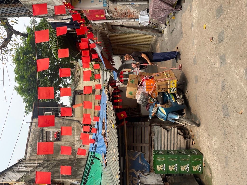 Bán nhà Tây Sơn - diện tích 35,6m2 3 tầng - Lô góc 3 mặt thoáng - giá 11,5 tỷ