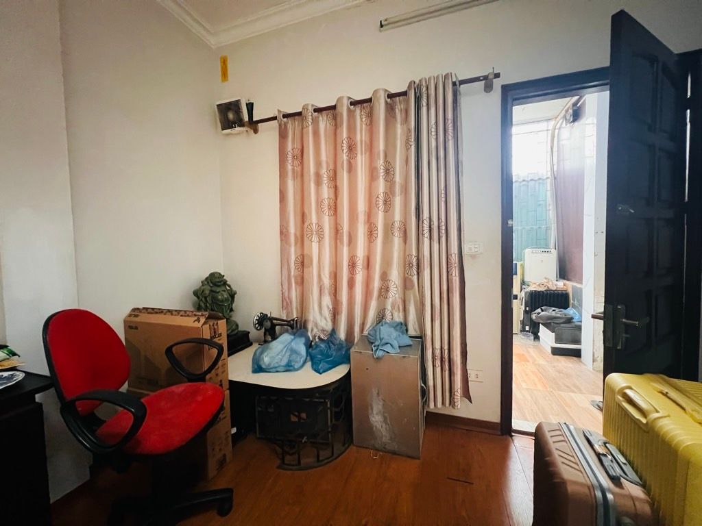 Bán nhà Hồng Mai - diện tích 16,8m2 4 tầng - ô tô đỗ cửa - giá 7,5 tỷ