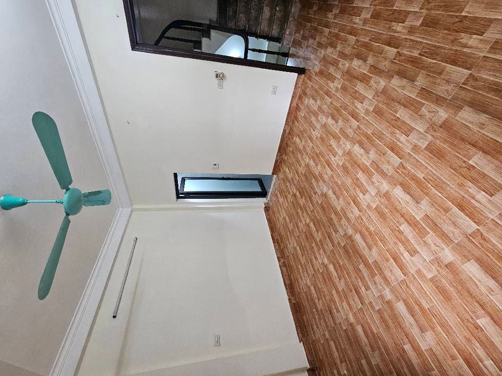 Bán nhà Minh Khai - diện tích 23m2 5 tầng - Ô TÔ 50M - giá 0 tỷ