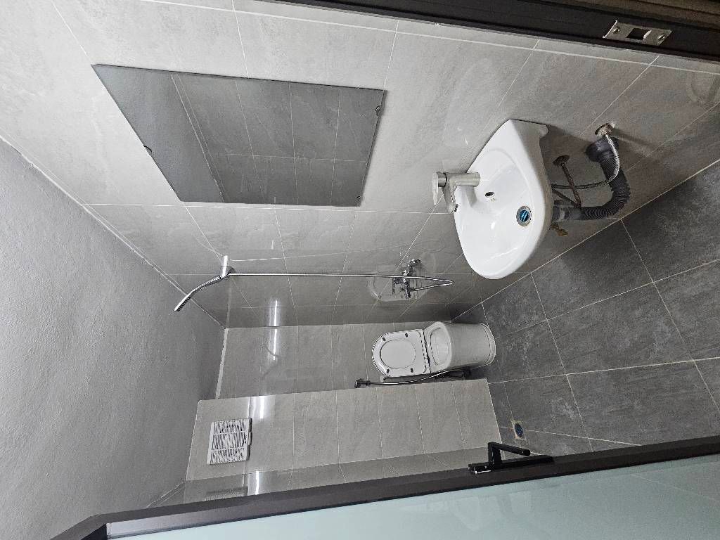 Bán nhà Minh Khai - diện tích 23m2 5 tầng - Ô TÔ 50M - giá 0 tỷ