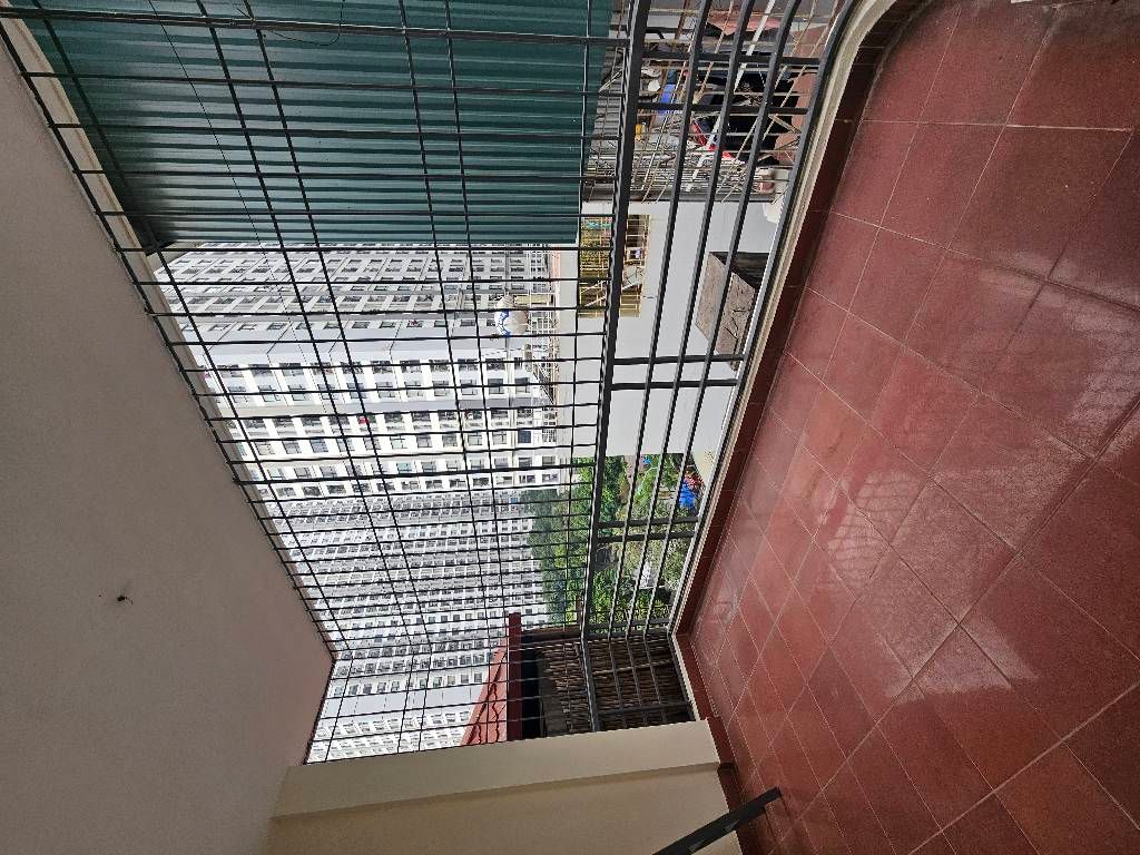 Bán nhà Minh Khai - diện tích 23m2 5 tầng - Ô TÔ 50M - giá 0 tỷ