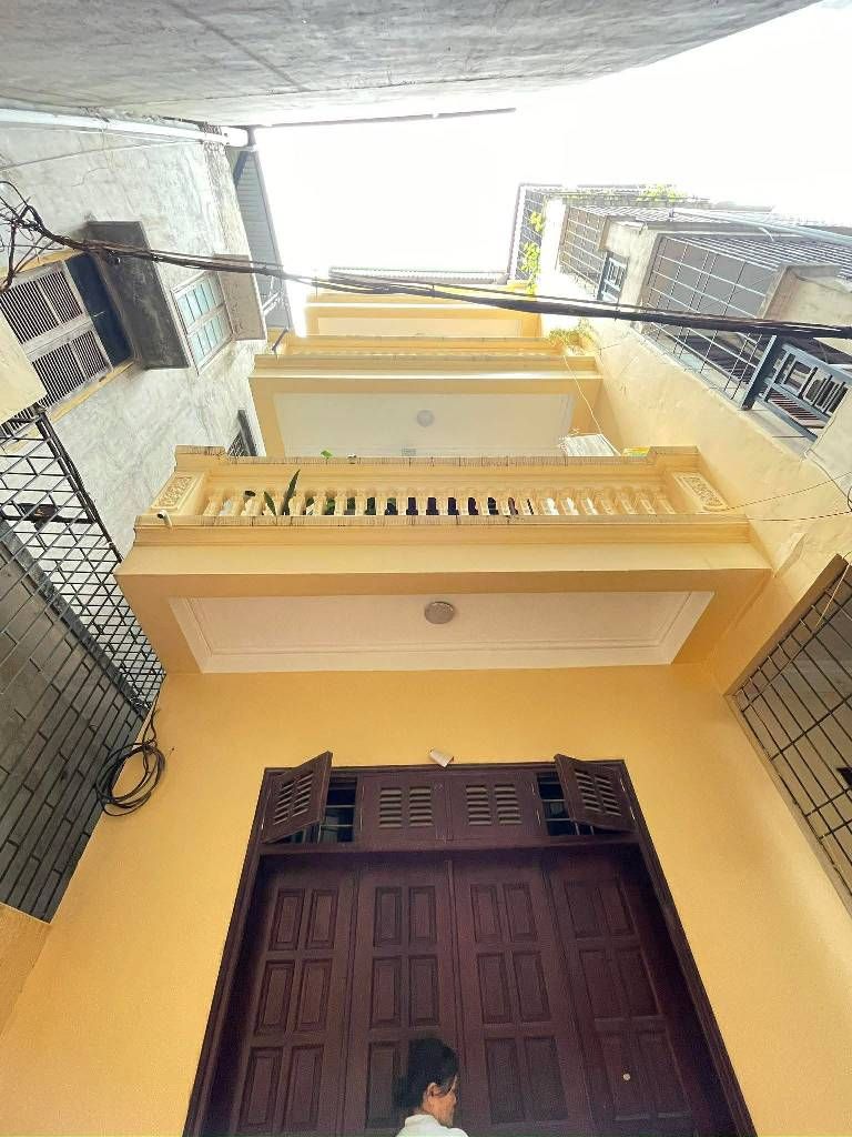 Bán nhà LÊ TRỌNG TẤN - diện tích 70m2 4 tầng - Sổ đỏ chính chủ - giá 15,2 tỷ