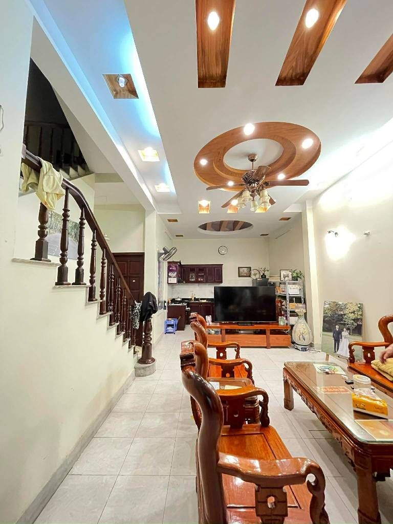 Bán nhà LÊ TRỌNG TẤN - diện tích 70m2 4 tầng - Sổ đỏ chính chủ - giá 15,2 tỷ