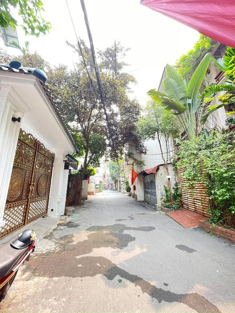 Bán nhà LÊ TRỌNG TẤN - diện tích 70m2 4 tầng - Sổ đỏ chính chủ - giá 15,2 tỷ