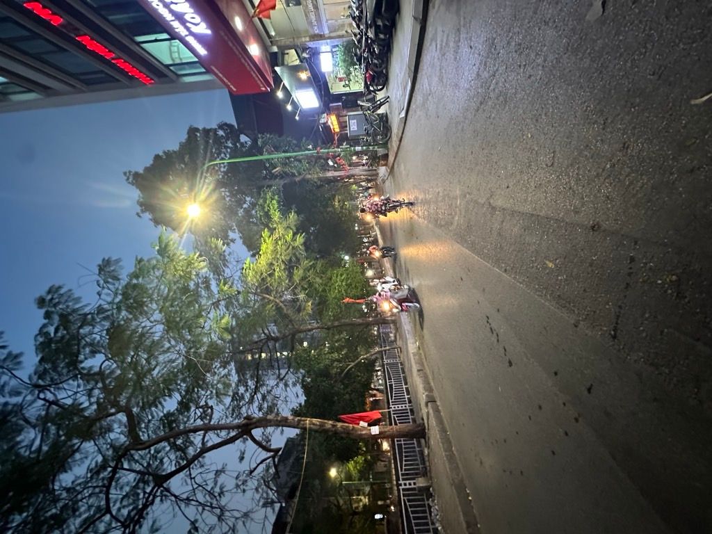 Bán nhà Trần Đại Nghĩa - diện tích 43m2 2 tầng - Nhà lô góc - giá 2,4 tỷ