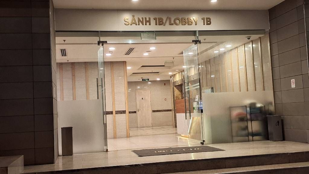 Bán nhà Khuất Duy Tiến - diện tích 162m2 8 tầng - Lô góc, nhà đẹp ở ngay - giá 17,5 tỷ