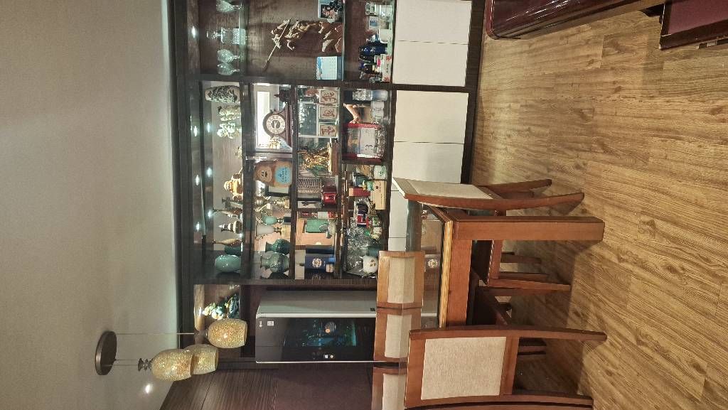 Bán nhà Khuất Duy Tiến - diện tích 162m2 8 tầng - Lô góc, nhà đẹp ở ngay - giá 17,5 tỷ