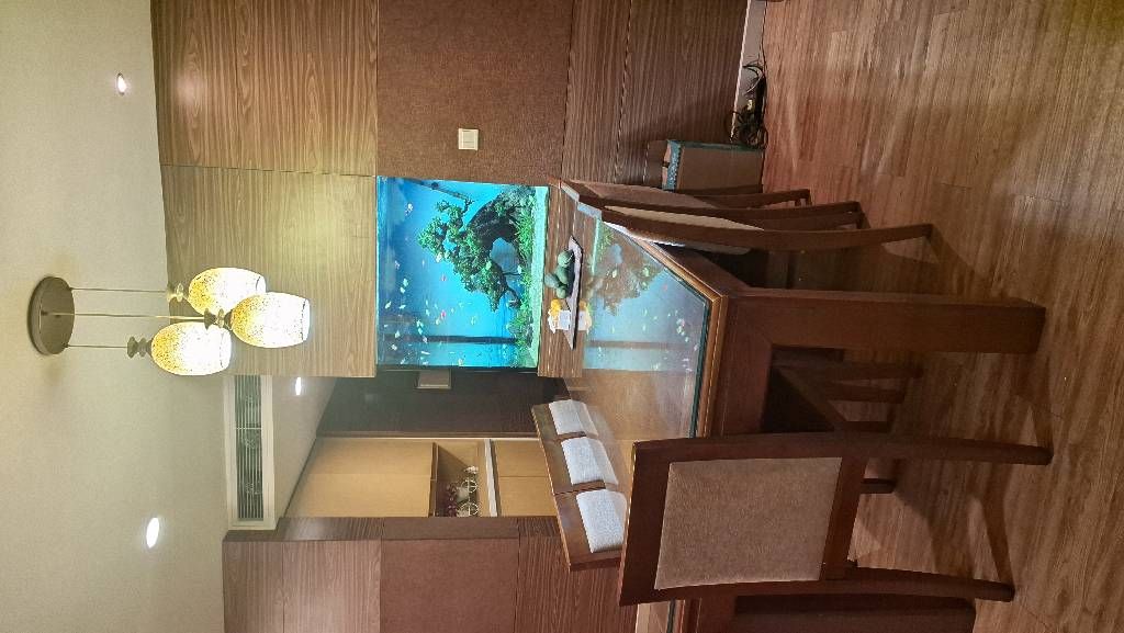 Bán nhà Khuất Duy Tiến - diện tích 162m2 8 tầng - Lô góc, nhà đẹp ở ngay - giá 17,5 tỷ