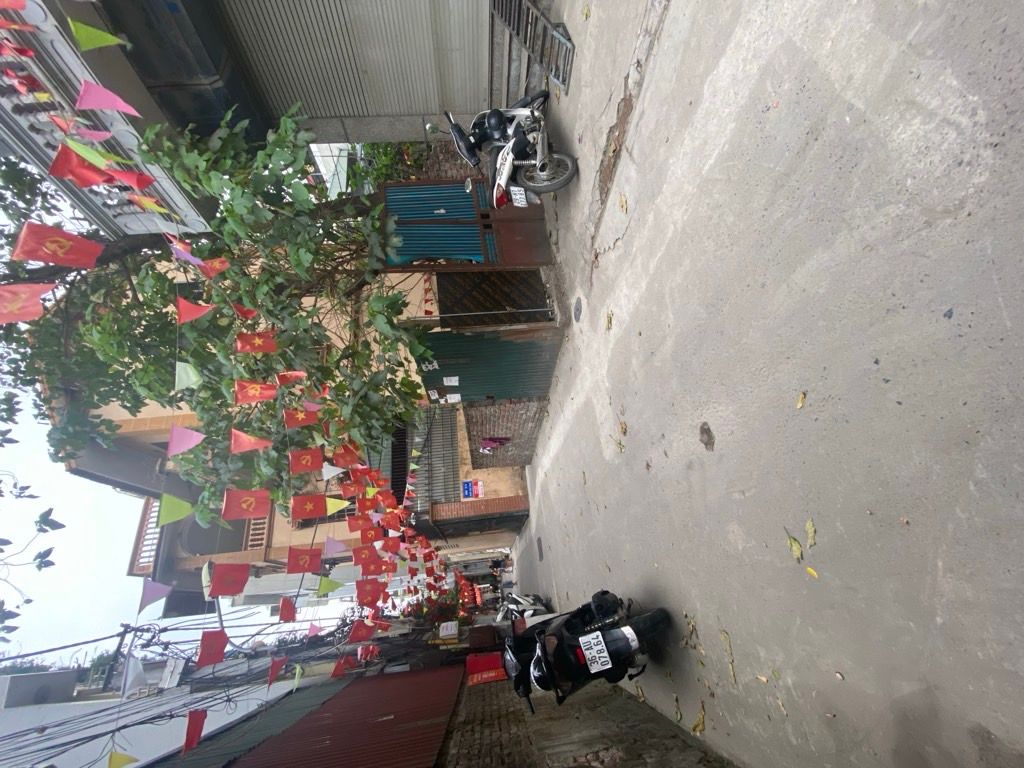 Bán nhà Tây Trà - diện tích 68m2 1 tầng - lô góc, ngõ thông ô tô vào nhà - giá 14,9 tỷ