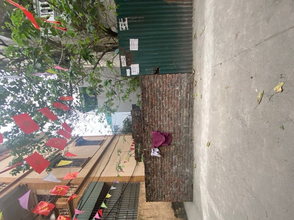 Bán nhà Tây Trà - diện tích 68m2 1 tầng - lô góc, ngõ thông ô tô vào nhà - giá 14,9 tỷ