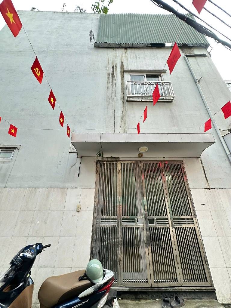 Bán nhà Tây Sơn - diện tích 36m2 3 tầng - Ô TÔ VÀO NHÀ - giá 11,6 tỷ