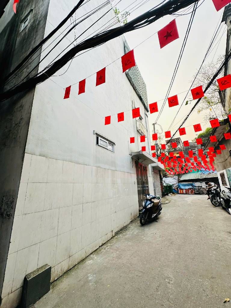 Bán nhà Tây Sơn - diện tích 36m2 3 tầng - Ô TÔ VÀO NHÀ - giá 11,6 tỷ