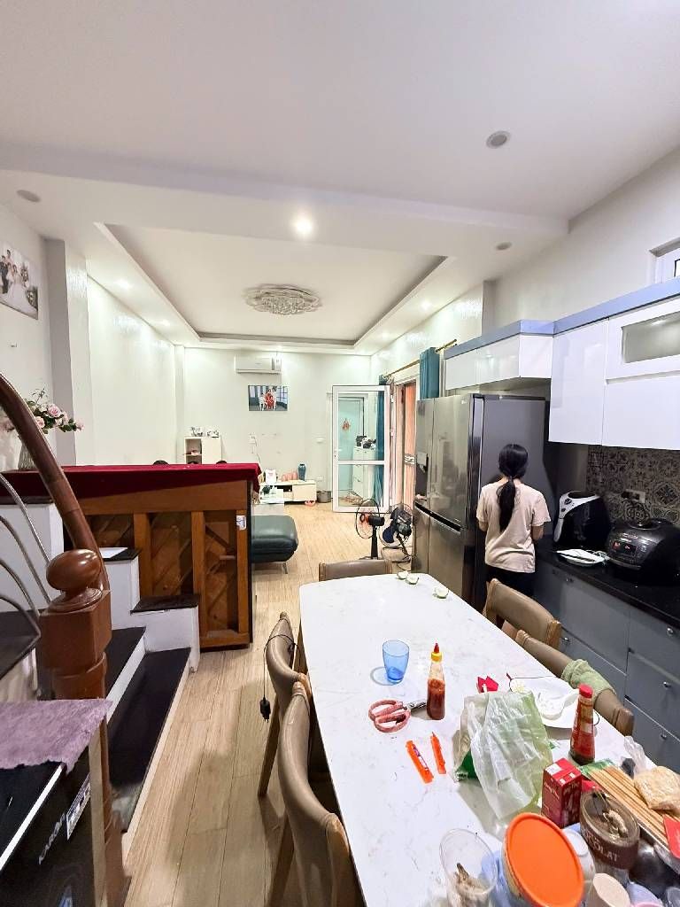 Bán nhà Tây Sơn - diện tích 36m2 3 tầng - Ô TÔ VÀO NHÀ - giá 11,6 tỷ