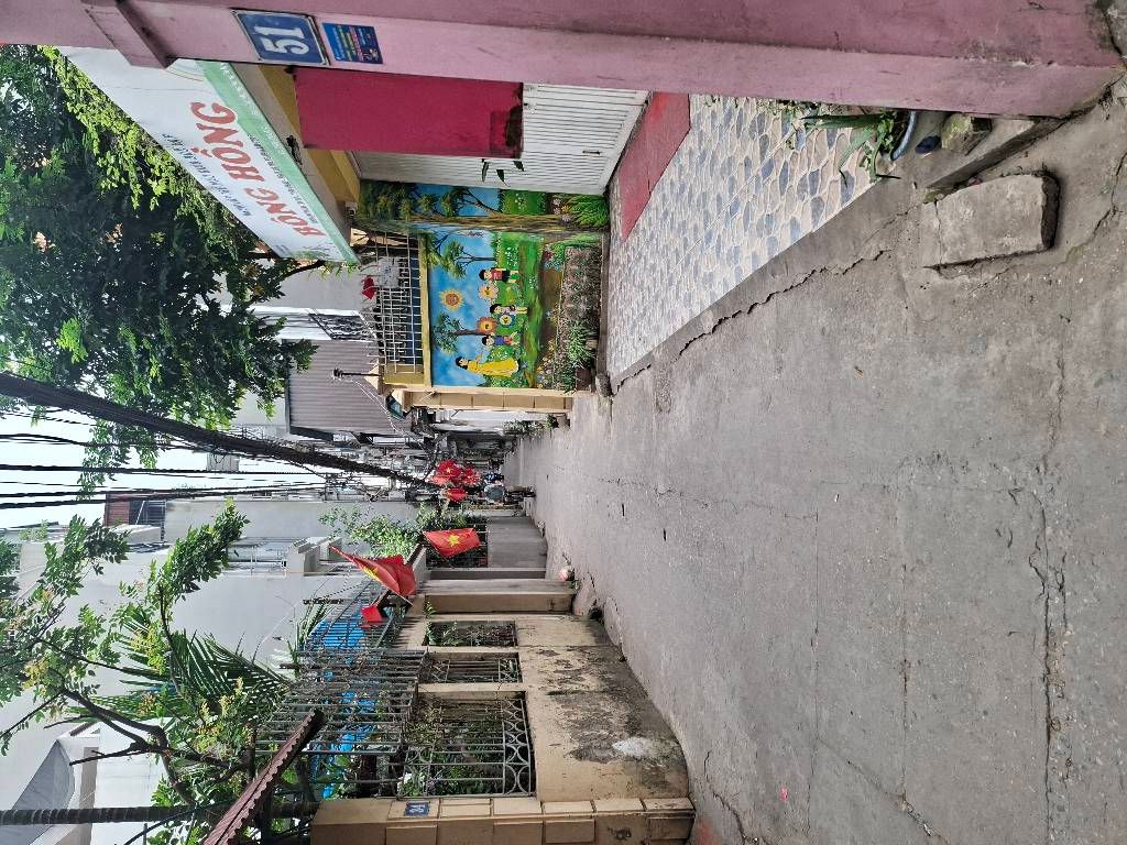 Bán nhà Lĩnh Nam - diện tích 75.6m2 1 tầng - ngõ thông - giá 0 tỷ