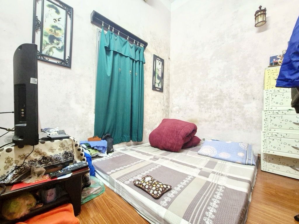 Bán nhà Hoàng Mai - diện tích 35.3m2 3 tầng - Ô TÔ TRÁNH - giá 11,6 tỷ