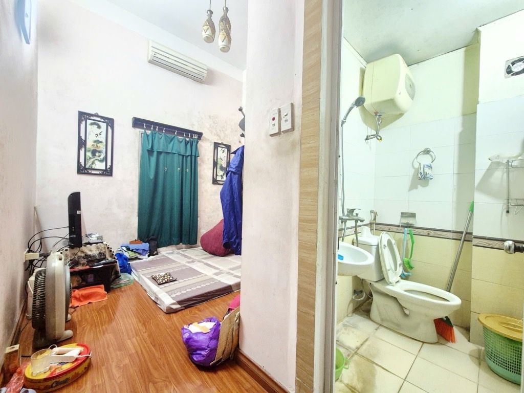 Bán nhà Hoàng Mai - diện tích 35.3m2 3 tầng - Ô TÔ TRÁNH - giá 11,6 tỷ