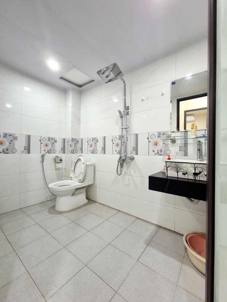 Bán nhà Đông Thiên - diện tích 30.4m2 2 tầng - Lô góc - giá 4,5 tỷ