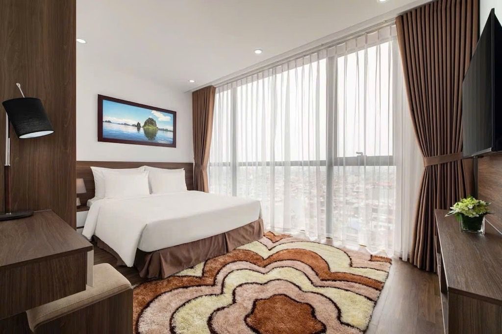 Bán nhà Hào Nam - diện tích 77m2 1 tầng - Căn hộ chung cư cao cấp - giá 12,3 tỷ