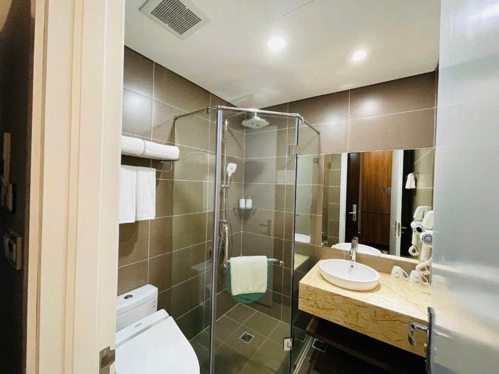 Bán nhà Hào Nam - diện tích 77m2 1 tầng - Căn hộ chung cư cao cấp - giá 12,3 tỷ