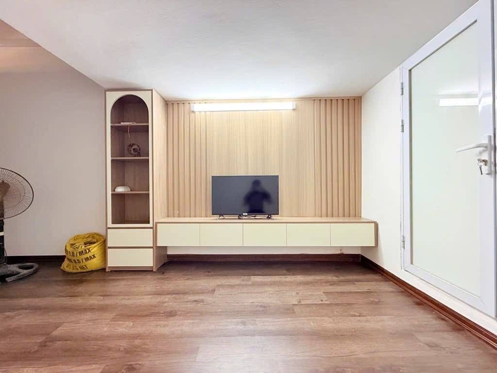 Bán nhà Lê Gia Định - diện tích 18,4m2 2 tầng - Ô TÔ - LÔ GÓC - NHÀ MỚI Ở NGAY - giá 3,6 tỷ