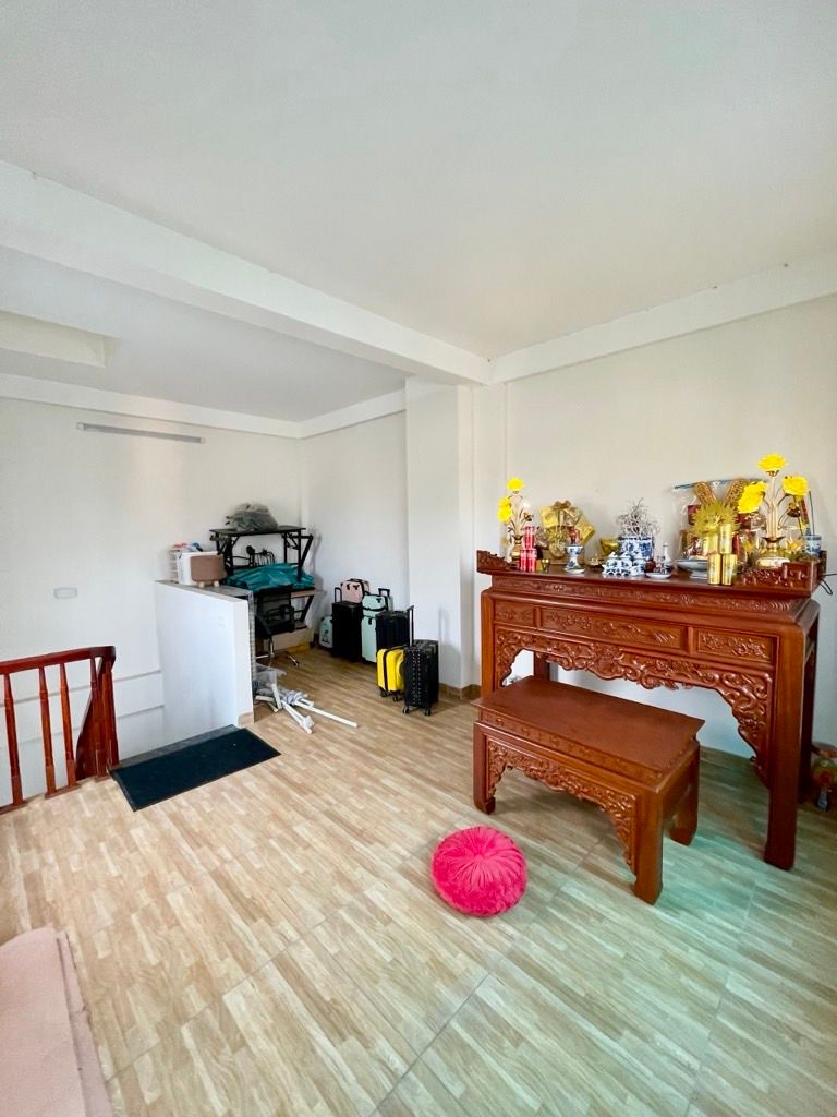 Bán nhà Trương Định - diện tích 30m2 6 tầng - Lô Góc 2 mặt thoáng - giá 13,2 tỷ