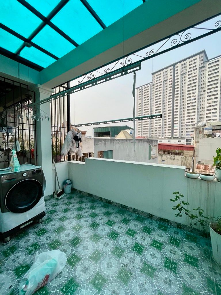 Bán nhà Trương Định - diện tích 30m2 6 tầng - Lô Góc 2 mặt thoáng - giá 13,2 tỷ