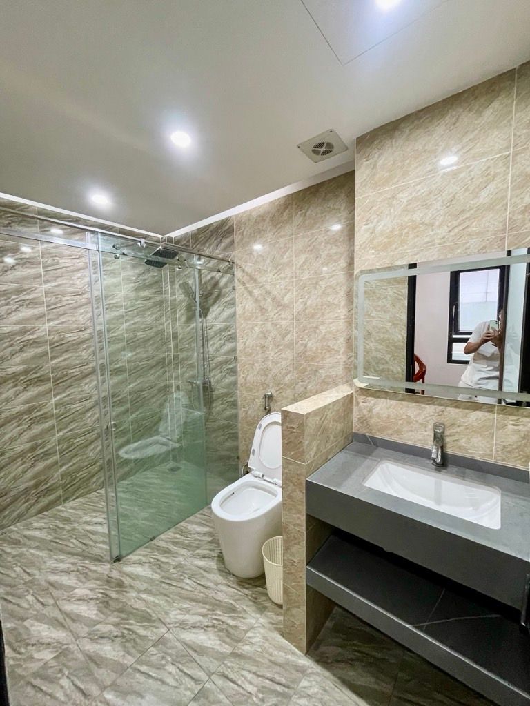 Bán nhà Trương Định - diện tích 30m2 6 tầng - Lô Góc 2 mặt thoáng - giá 13,2 tỷ