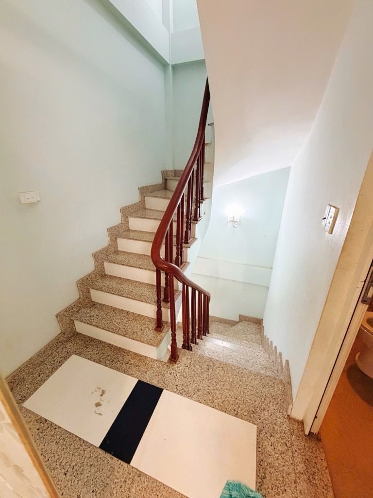 Bán nhà Giáp Nhị - diện tích 30m2 5 tầng - Ô tô tránh - giá 8,2 tỷ