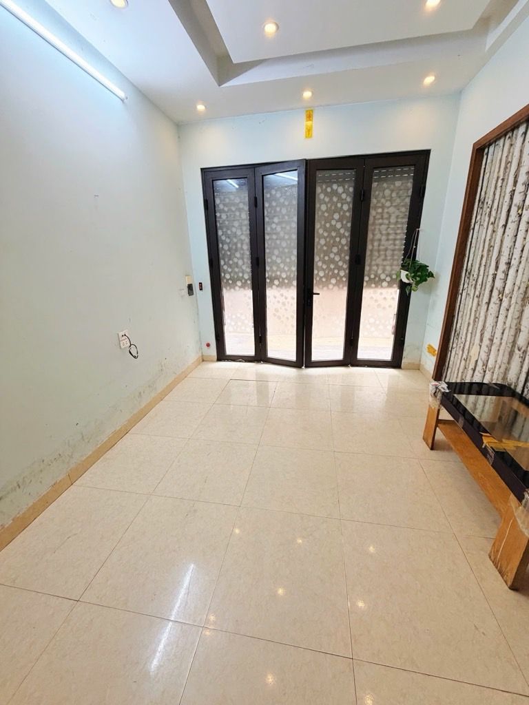 Bán nhà Giáp Nhị - diện tích 30m2 5 tầng - Ô tô tránh - giá 8,2 tỷ