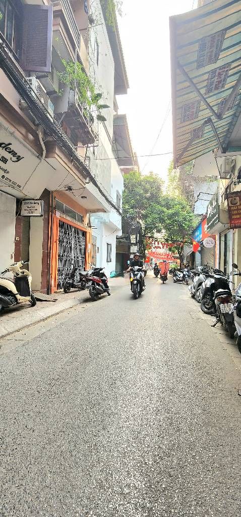 Bán nhà Bạch Mai - diện tích 27m2 5 tầng - Ô tô qua - giá 15 tỷ