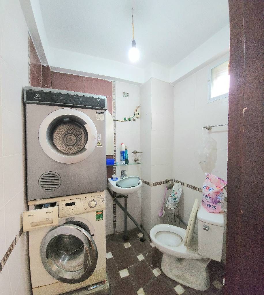 Bán nhà Bạch Mai - diện tích 27m2 5 tầng - Ô tô qua - giá 15 tỷ