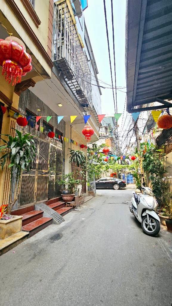 Bán nhà Hồ Đắc Di - diện tích 30,4m2 5 tầng - Ô TÔ TRÁNH, TIỆN ÍCH - giá 12 tỷ