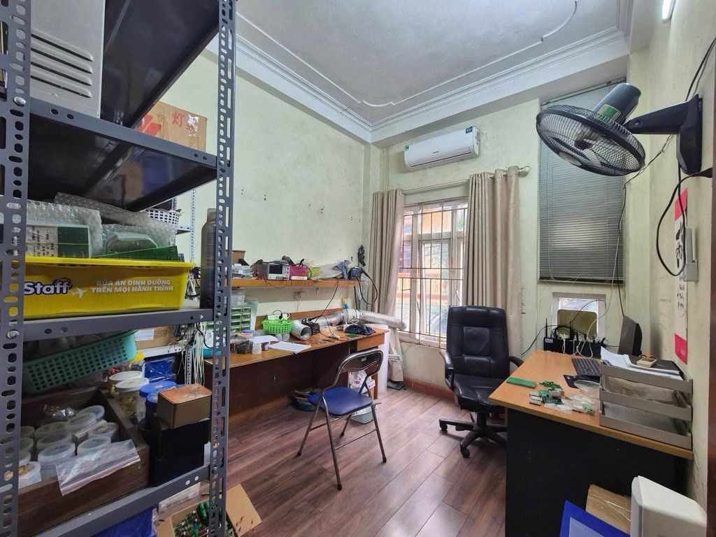 Bán nhà Định Công Hạ - diện tích 28,5m2 3 tầng - gần ô tô - giá 7,5 tỷ