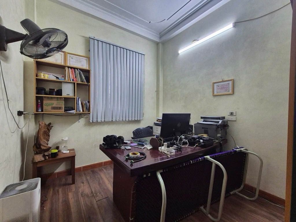 Bán nhà Định Công Hạ - diện tích 28,5m2 3 tầng - gần ô tô - giá 7,5 tỷ