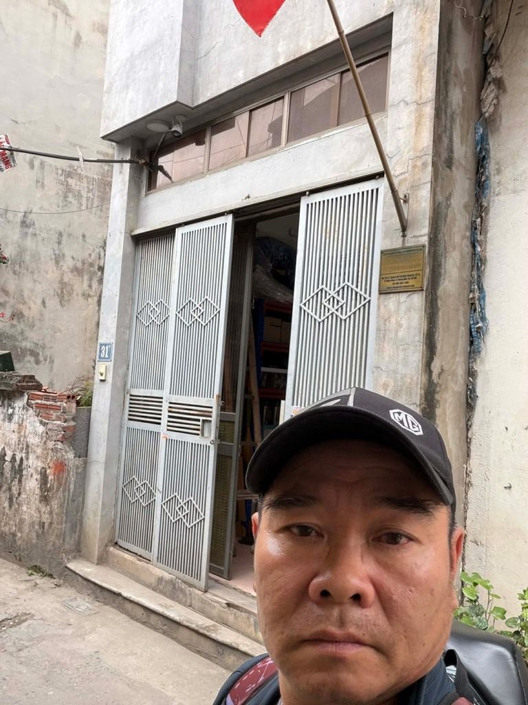 Bán nhà Định Công Hạ - diện tích 28,5m2 3 tầng - gần ô tô - giá 7,5 tỷ