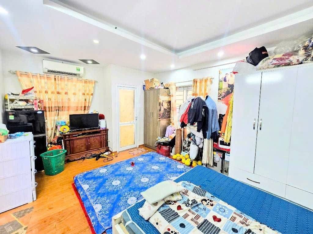 Bán nhà Ngũ Ngạc - diện tích 30m2 5 tầng - Lô góc 2 thoáng - giá 6,7 tỷ