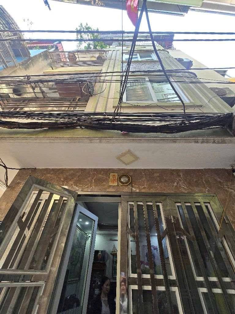 Bán nhà Ngũ Ngạc - diện tích 30m2 5 tầng - Lô góc 2 thoáng - giá 6,7 tỷ