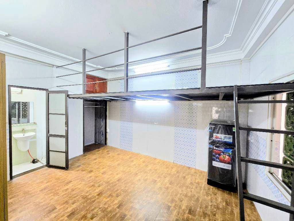 Bán nhà Hoàng Mai - diện tích 32m2 6 tầng - gần ô tô - giá 6,6 tỷ