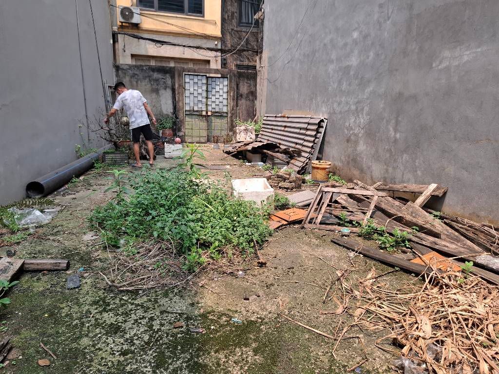 Bán nhà Trịnh Đình Cửu - diện tích 70m2 1 tầng - Mảnh đất đẹp, gần đường vành đai 2.5 - giá 18,3 tỷ