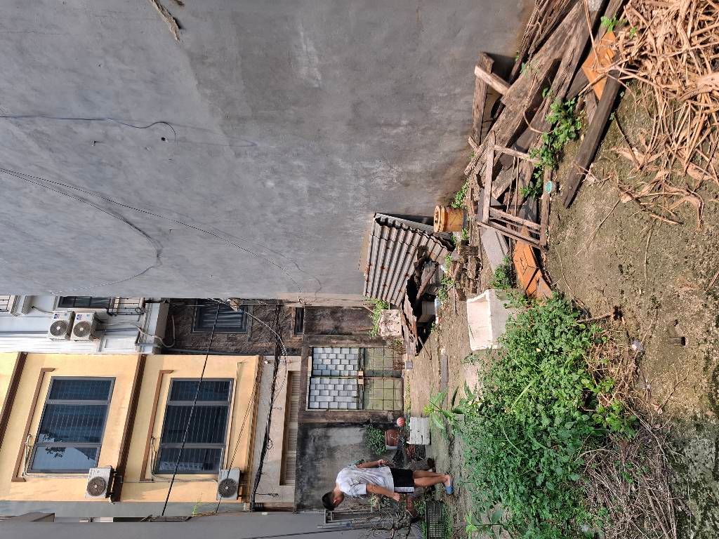 Bán nhà Trịnh Đình Cửu - diện tích 70m2 1 tầng - Mảnh đất đẹp, gần đường vành đai 2.5 - giá 18,3 tỷ