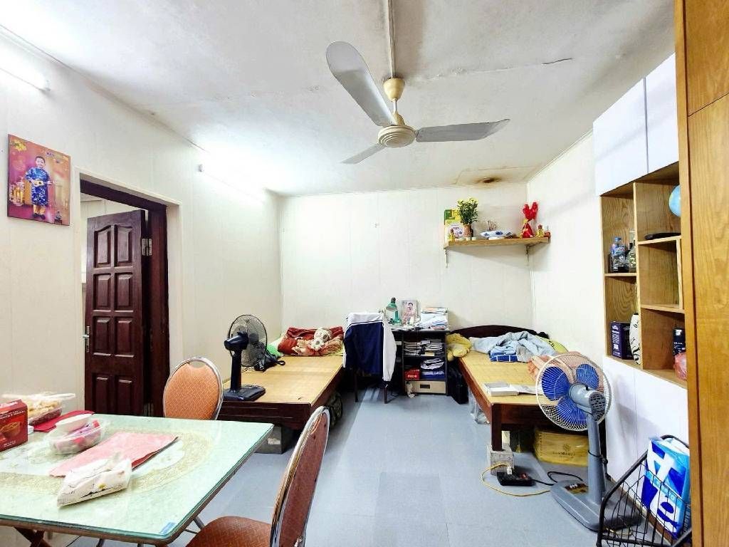 Bán nhà E6 TT Thanh Xuân Bắc - diện tích 54m2 1 tầng - ô tô tránh - giá 4,75 tỷ