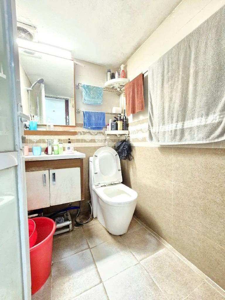 Bán nhà E6 TT Thanh Xuân Bắc - diện tích 54m2 1 tầng - ô tô tránh - giá 4,75 tỷ