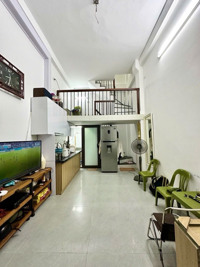 Bán nhà Văn Hương - diện tích 17m2 5 tầng - Nhà mới, chắc chắn - giá 5,75 tỷ