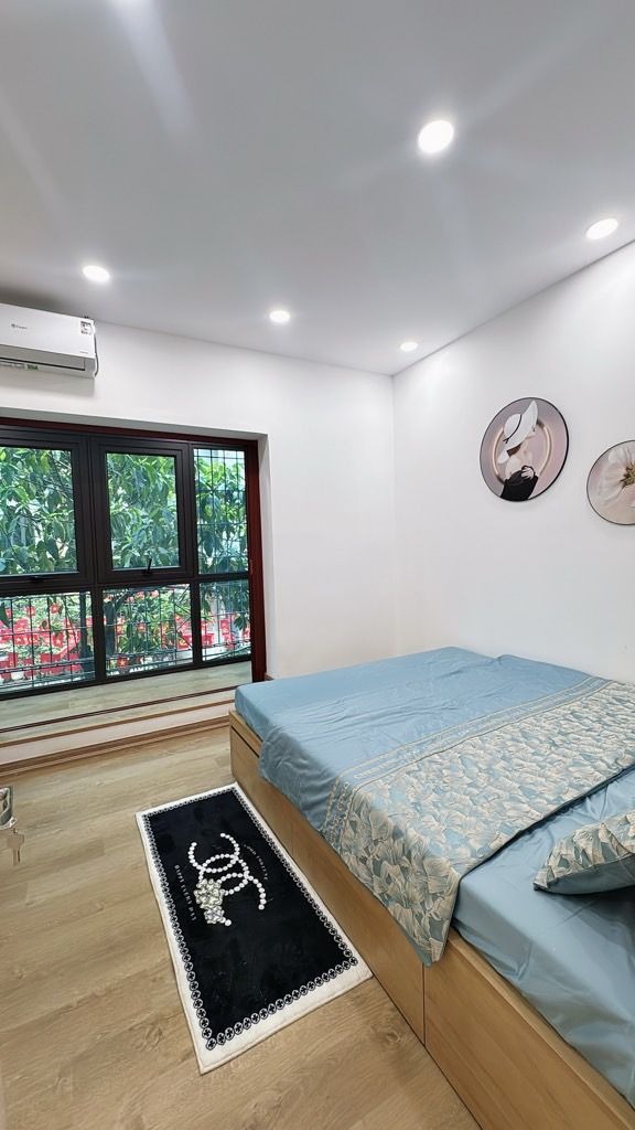 Bán nhà Kim Liên - diện tích 90m2 1 tầng - Lô góc 3 thoáng - giá 6,3 tỷ