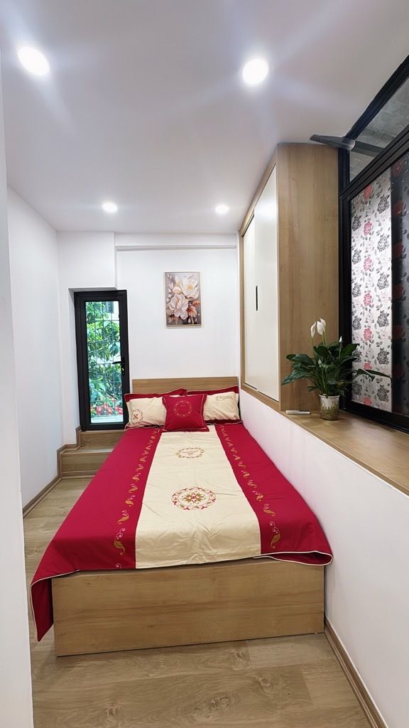 Bán nhà Kim Liên - diện tích 90m2 1 tầng - Lô góc 3 thoáng - giá 6,3 tỷ