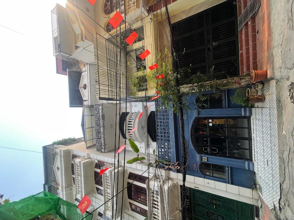 Bán nhà Nguyễn Phúc Lai - diện tích 52m2 4 tầng - Ô tô tránh - giá 23,8 tỷ