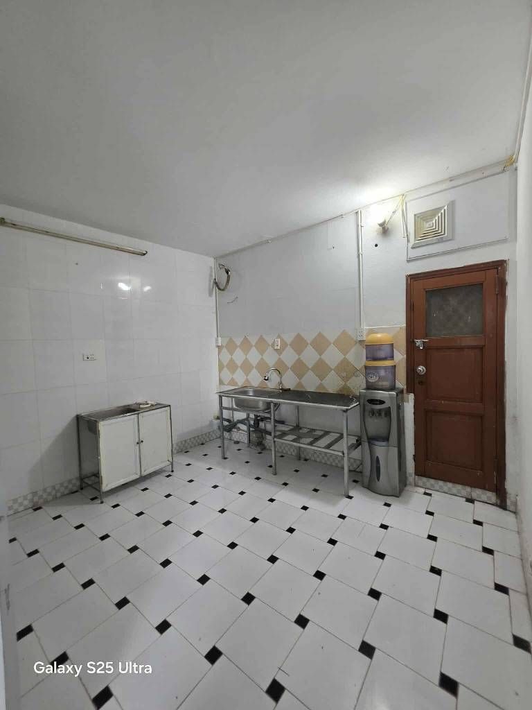 Bán nhà Nguyễn Trãi - diện tích 73.4m2 1 tầng - Căn hộ tầng 1, 4 ngủ 3WC - giá 7,5 tỷ