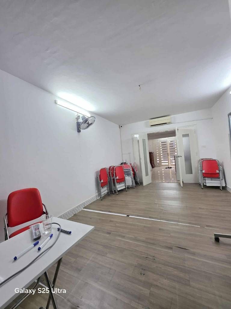 Bán nhà Nguyễn Trãi - diện tích 73.4m2 1 tầng - Căn hộ tầng 1, 4 ngủ 3WC - giá 7,5 tỷ