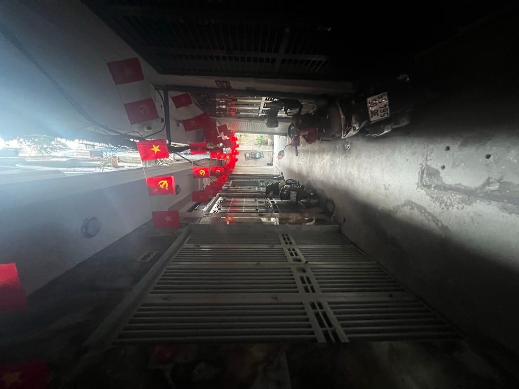 Bán nhà Thổ Quan - diện tích 27m2 5 tầng - Nhà đẹp hiếm có - giá 4,7 tỷ